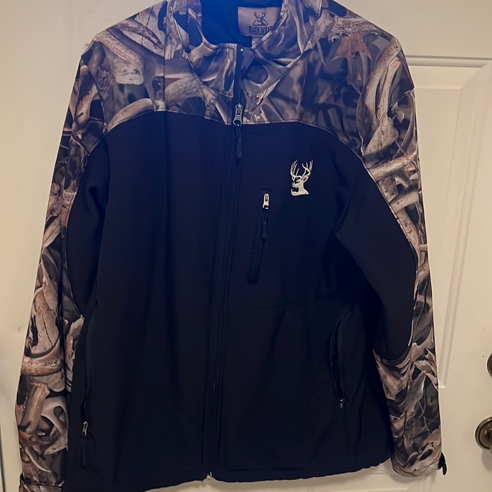 Men’s or women’s hunting jacket .  Size Large